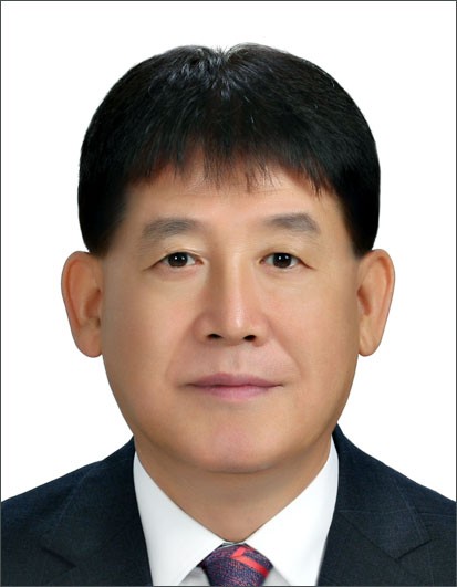 정상원 장로.jpg