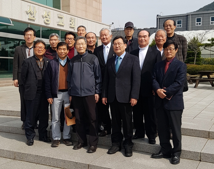 경상은퇴장로회 월례회합동기독신문.jpg