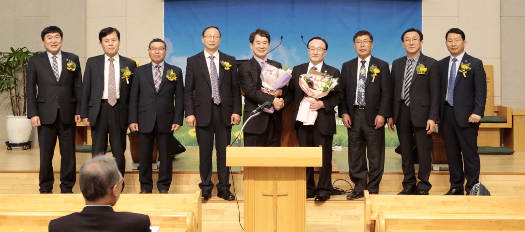 전북장로회 신임원1합동기독신문.jpg